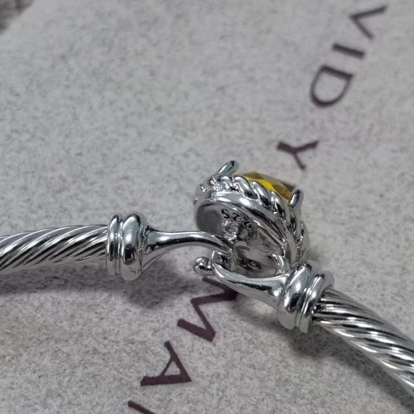 Petite Chatelaine? bracelet in sterling silver with topaz - Picture 4 of 9